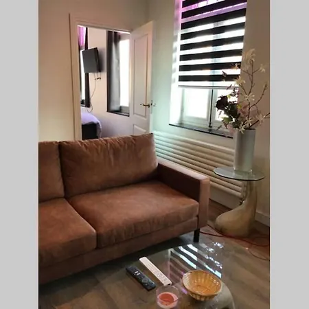 Sas Van Gent, Luxe Appartement In Centrum Exterior foto